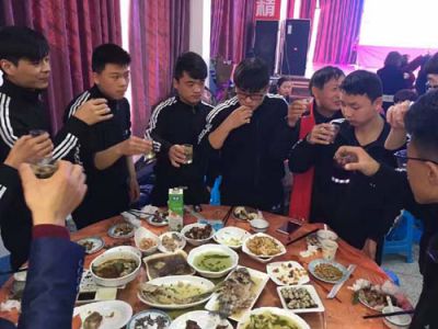 会餐聚合